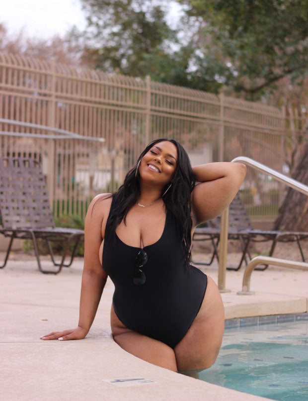 Compliment Your Figure with A Lovely Plus Size Swim Dress in This Summer